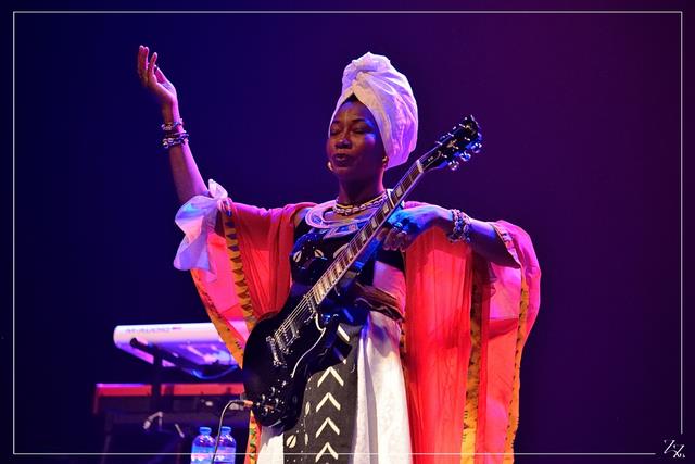 NIK_990070 Fatoumata Diawara 31-01-2019 (Zz) (p).jpg